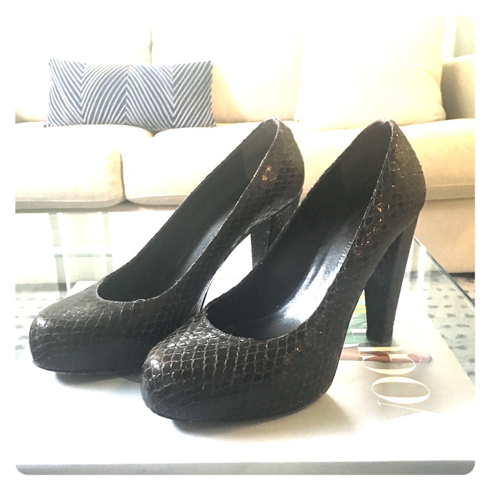 Loeffler Randall Edith Pump