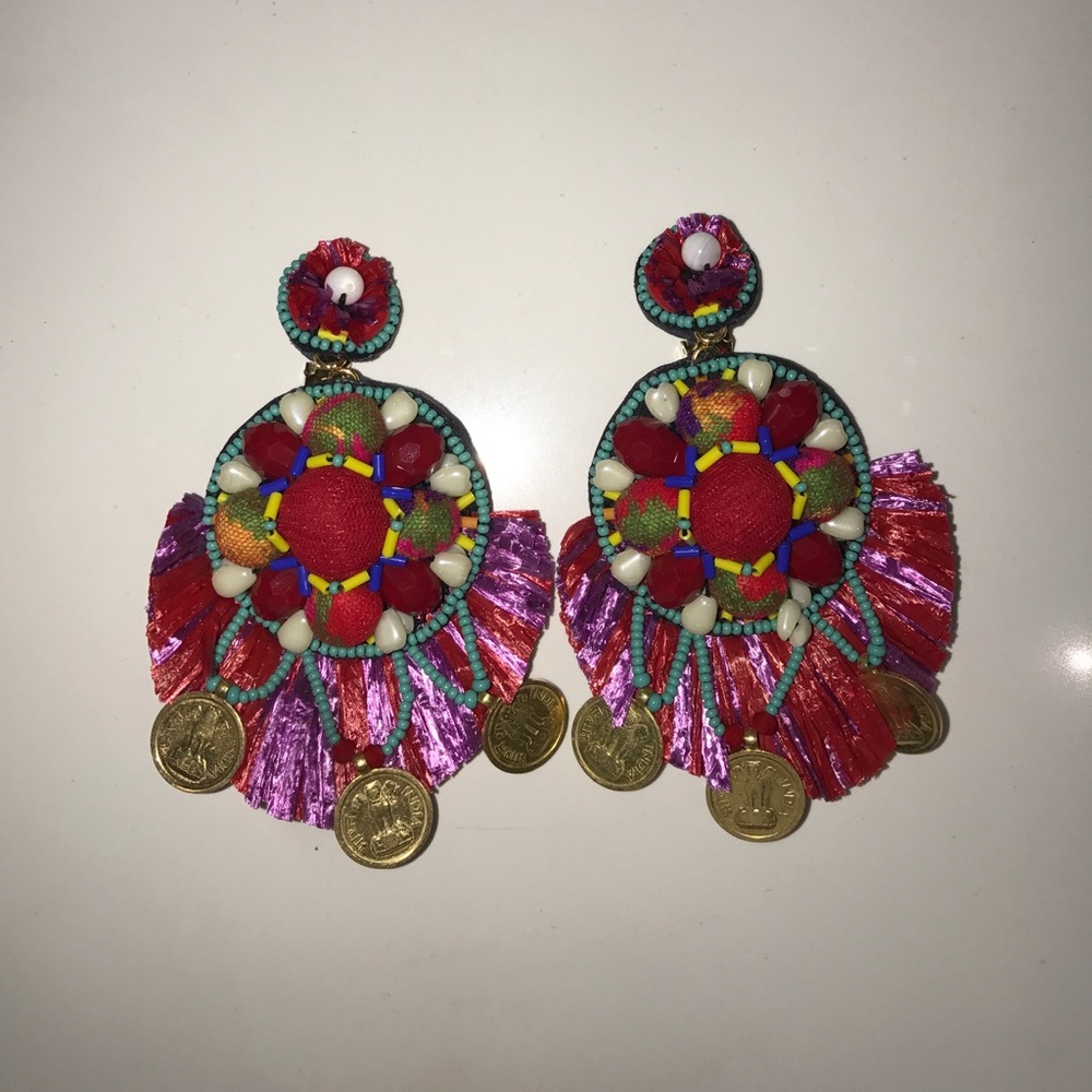 RANJANA KHAN STATEMENT EARRINGS