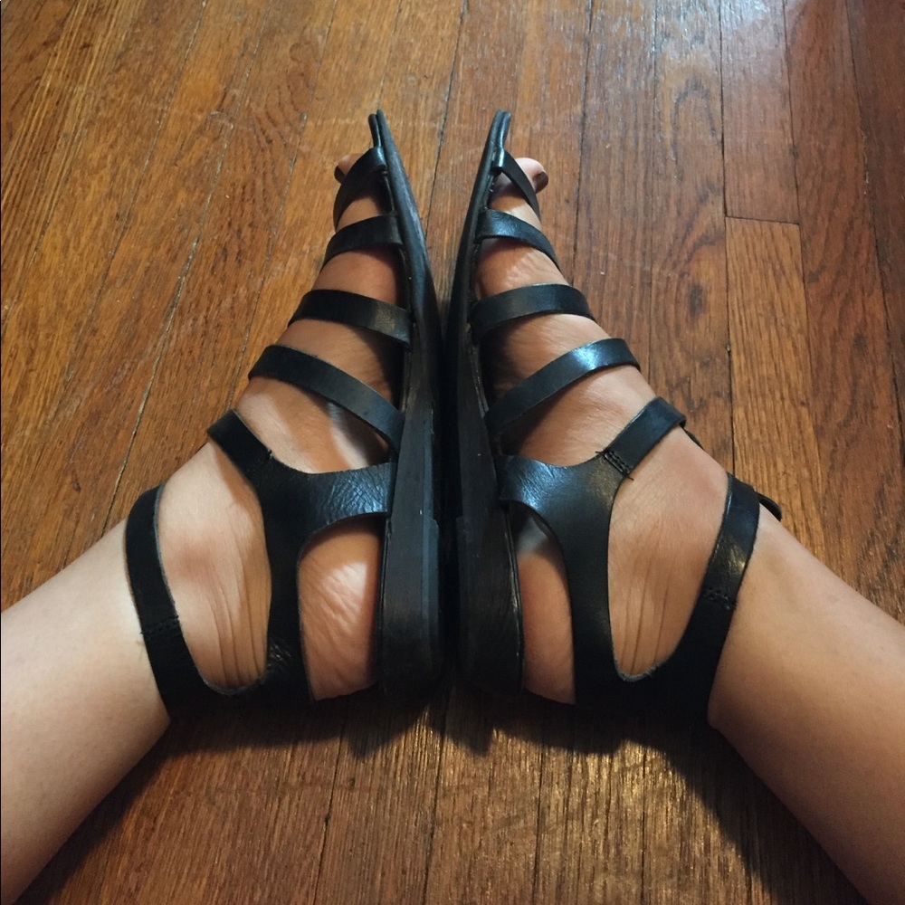 Black leather Ecote Gladiator Sandals