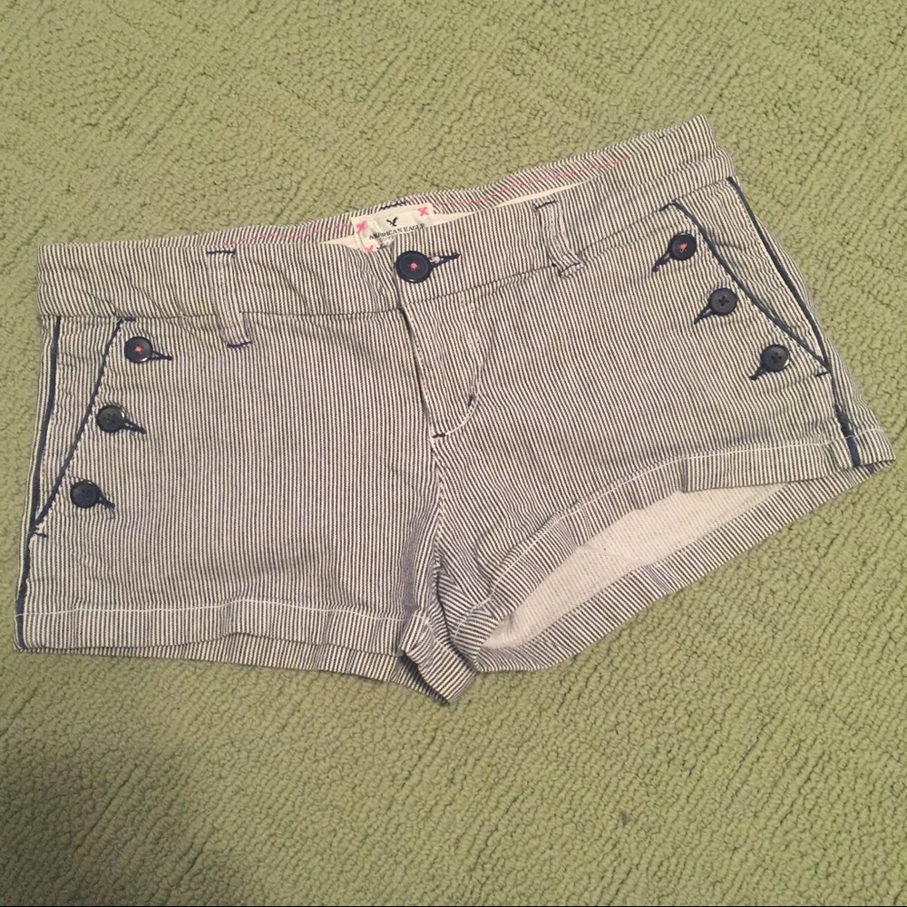 Pinstripe American Eagle shorts w/ button pockets