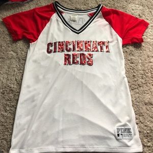 PINK Cincinnati Reds sporty shirt