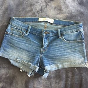 Hollister light wash shorts