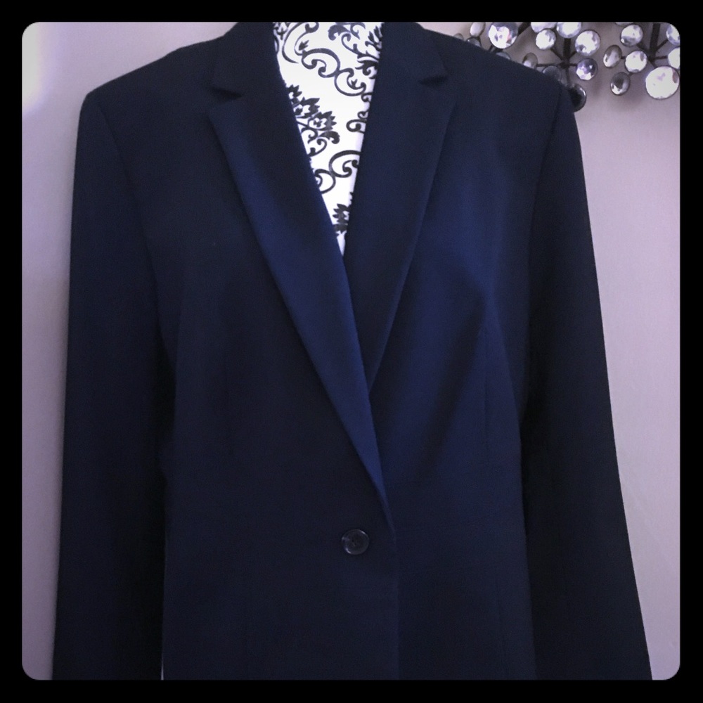 Jones of New York navy blue stretch blazer