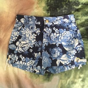 SALE! Vintage Blue Floral mid-waist shorts