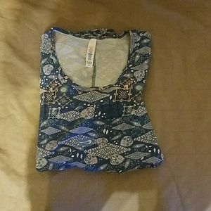 Lularoe Classic Tee