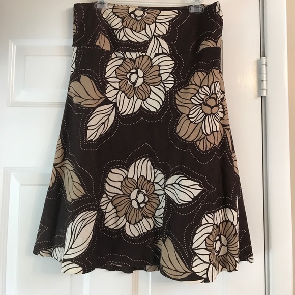 H&M Dresses & Skirts - Stunning cotton linen 28" tulip skirt