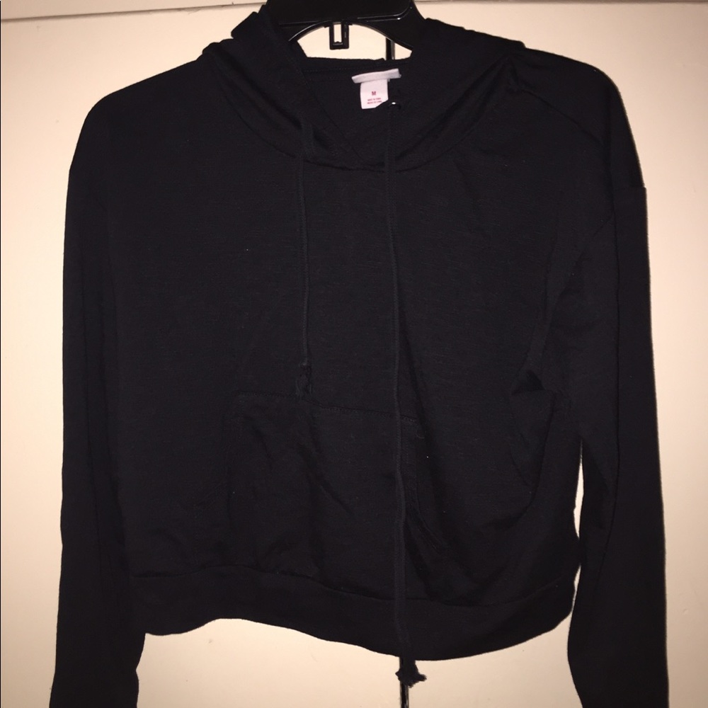 Black cropped hoodie