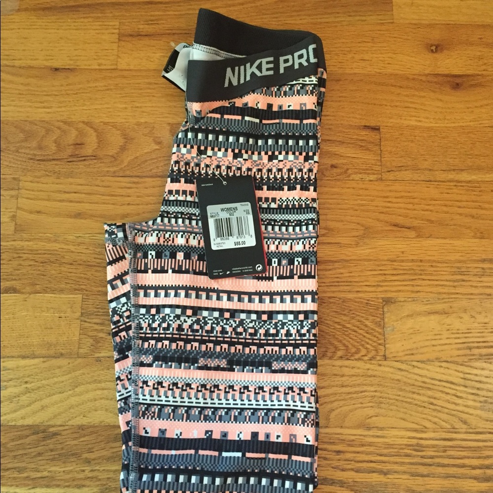 Nike tribal print leggings