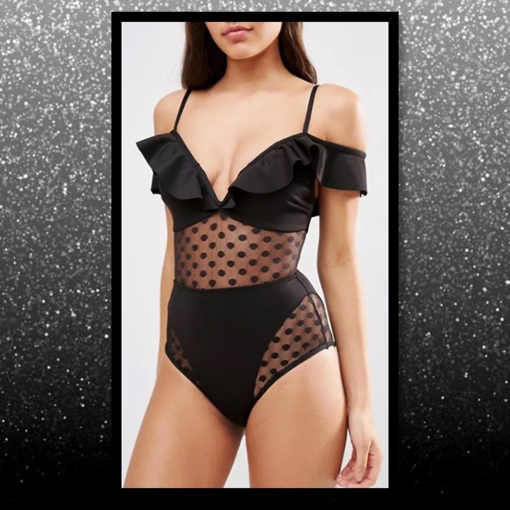 JUST IN 🆕 Sexy Pin Up Style One Pc Retro Swimsuit - Picture 3 of 6