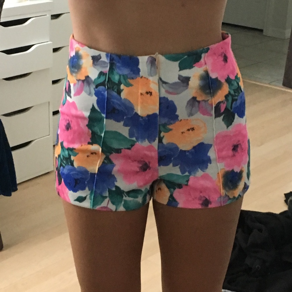 High waisted colorful flower shorts