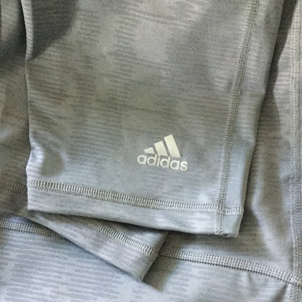 🚫SOLD.🚫 Adidas Climalite 3/4 workout pants NWT - Picture 2 of 8