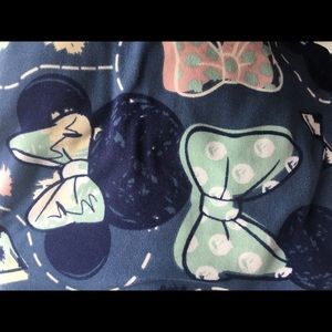 Lularoe Minnie Mouse TC Never worn leggings