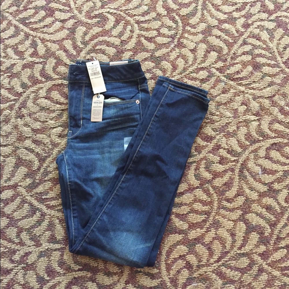 American Eagle skinny jeans