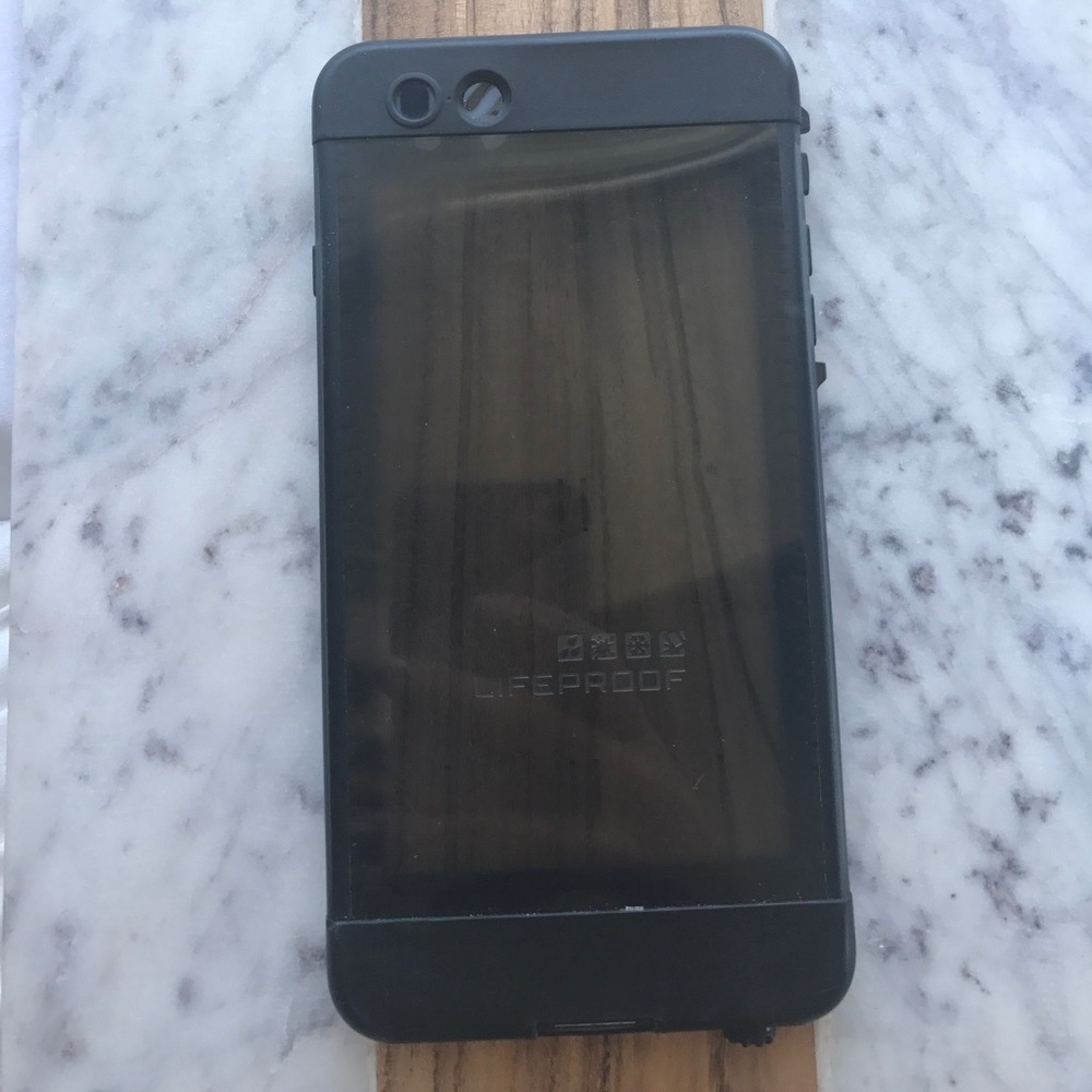 Black 6/6s plus Lifeproof case!!