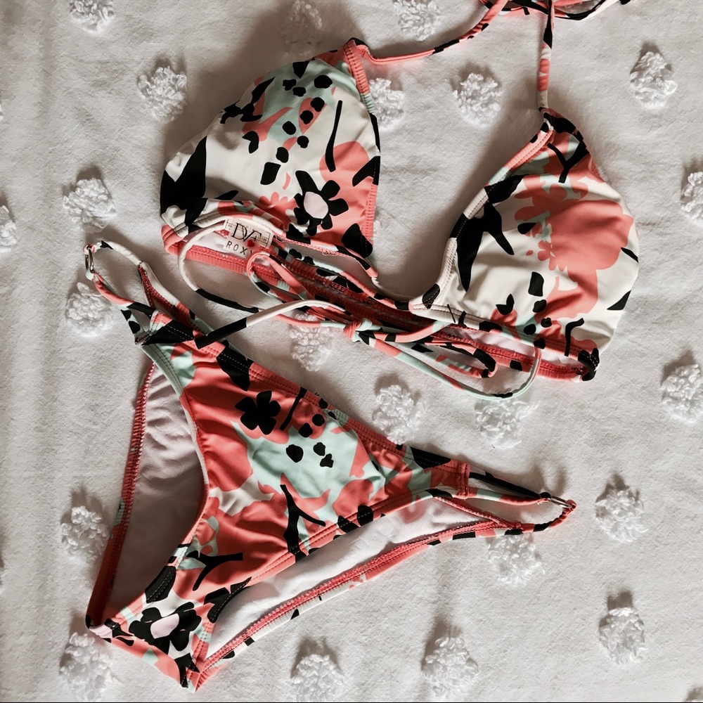 DVF x Roxy Bikini