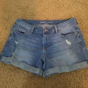 Old navy boyfriend shorts