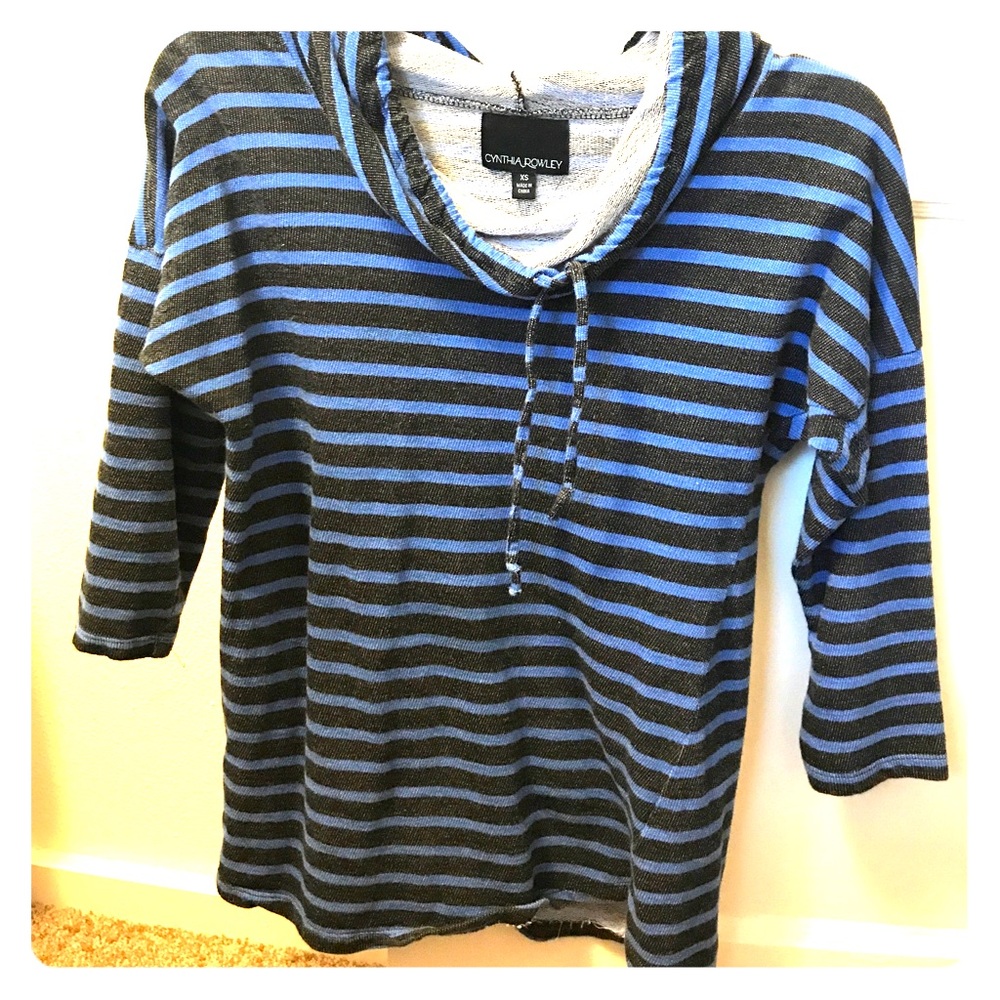 ****SOLD****Cynthia Rowley Quarter Sleeve Sweater