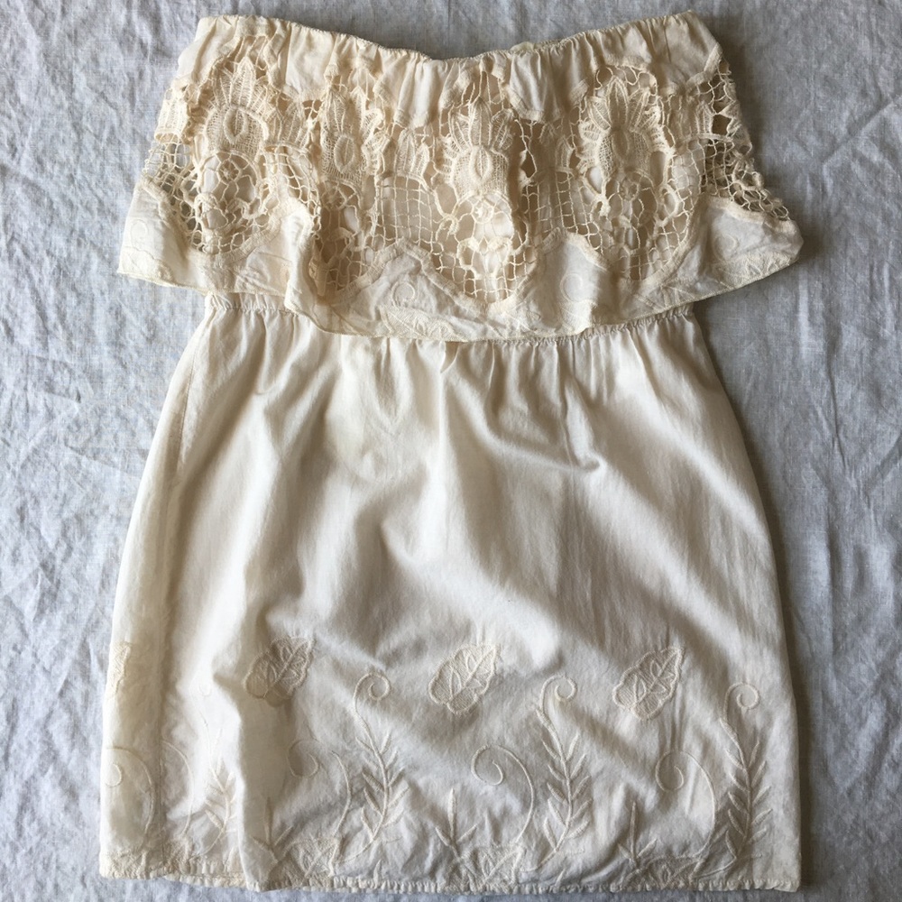 Embroidered ivory tunic dress