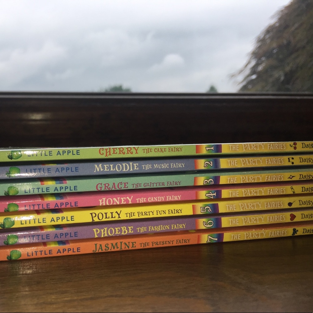 Rainbow Magic // The party fairies COMPLETE SET