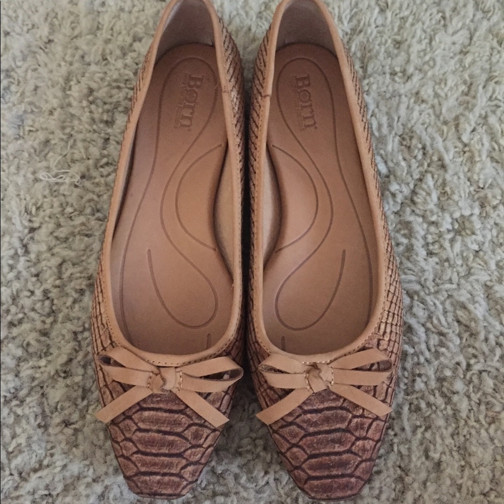 Born ballet flats