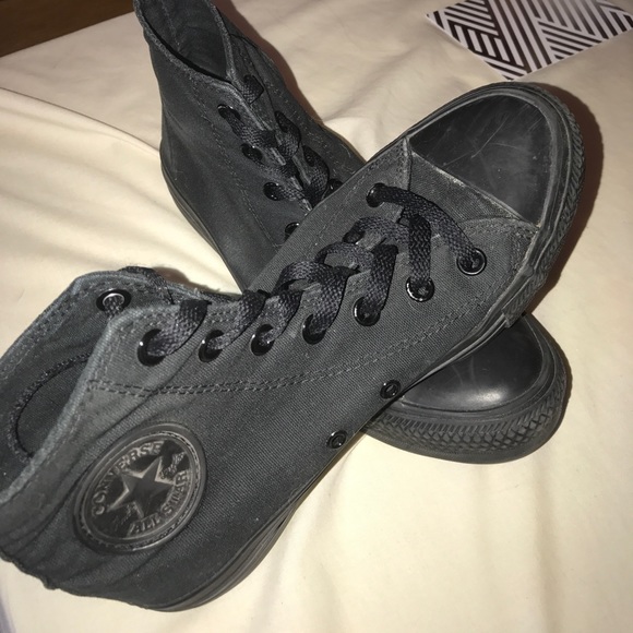 Converse Shoes - Chuck Taylor High Top Converse