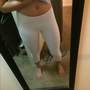 Lululemon crop pants
