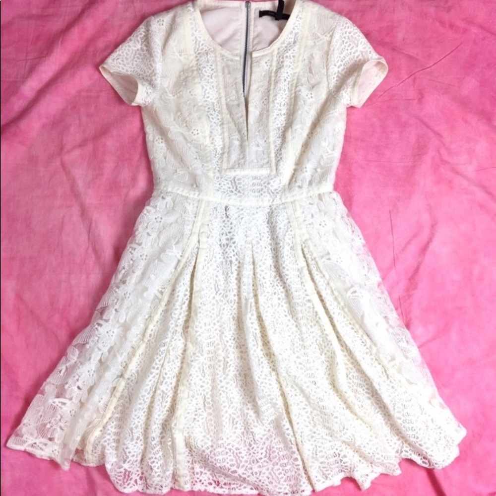 BCBG MaxAria cream lace dress Size S