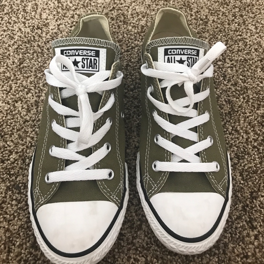 Converse women's size 5 green