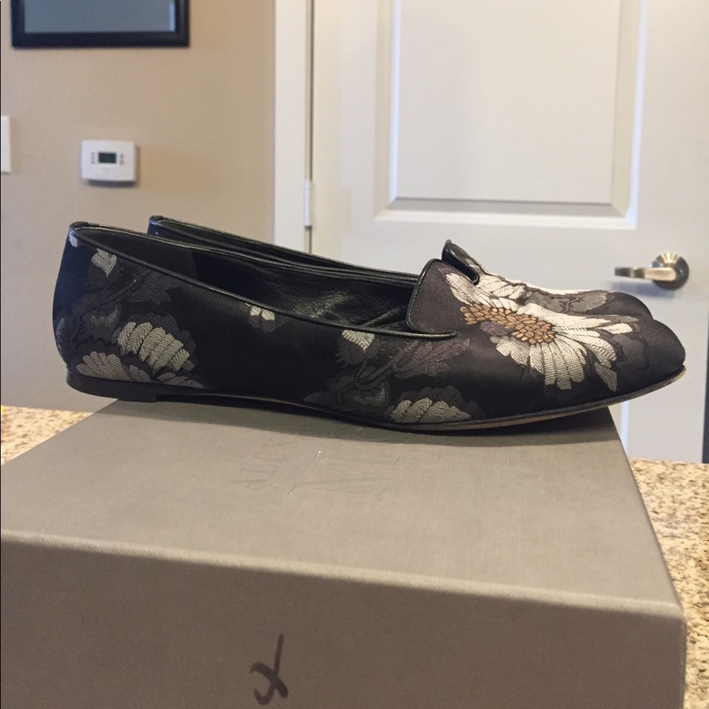 Alexander McQueen flats
