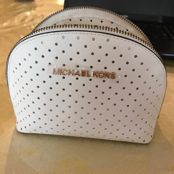 Michael Kors Other - MK makeup bag. Can be used for traveling