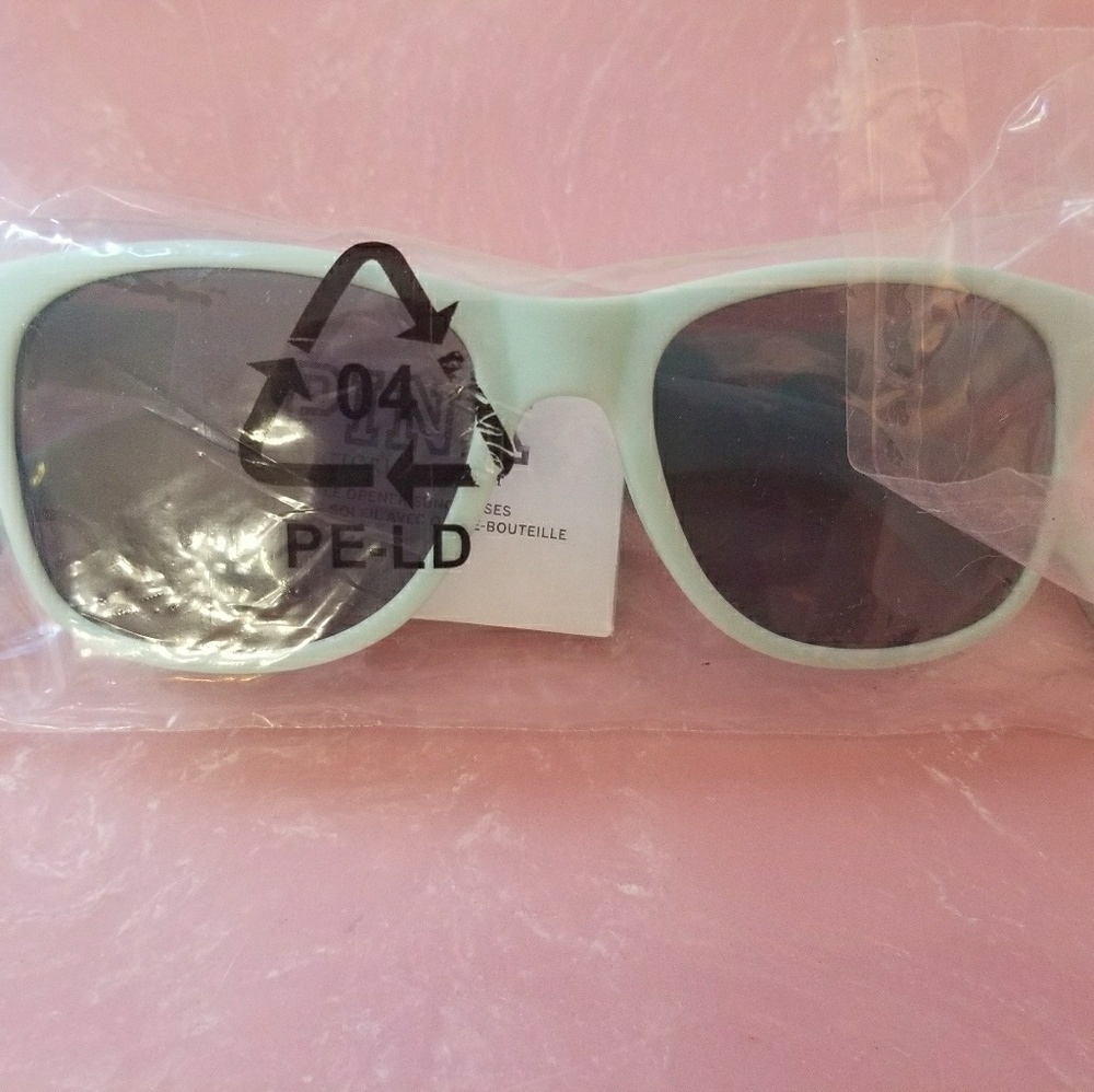 Victoria's Secret Pink Sunglasses