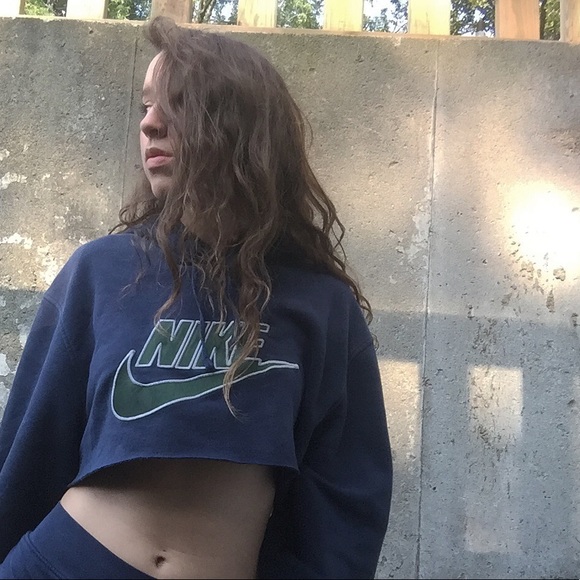 Meet your Posher, Natalie - Picture 3 of 3