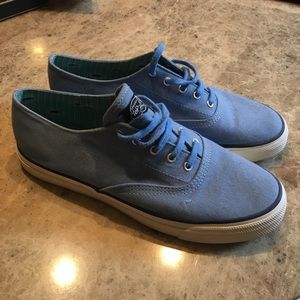 Gently worn Sperry Top Sider sneakers