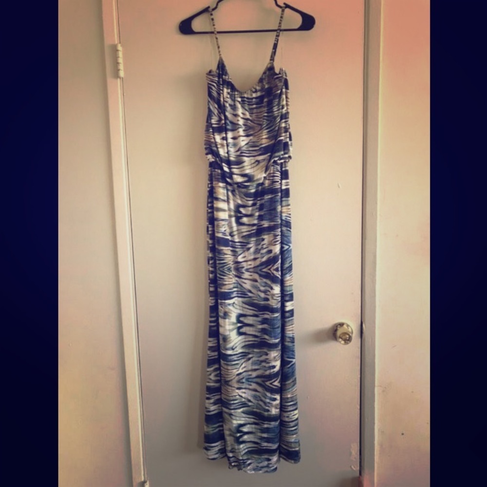 Host Pick ✨ S-Twelve Dress