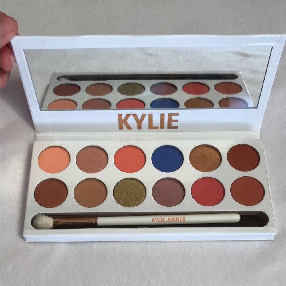 Kylie Cosmetics | The Royal Peach Palette