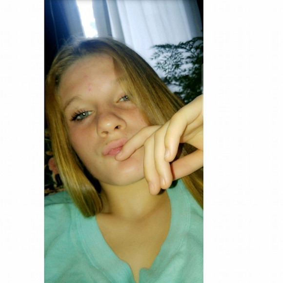 Meet your Posher, Adrianah - Picture 1 of 1