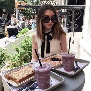 Meet your Posher, Anastasia