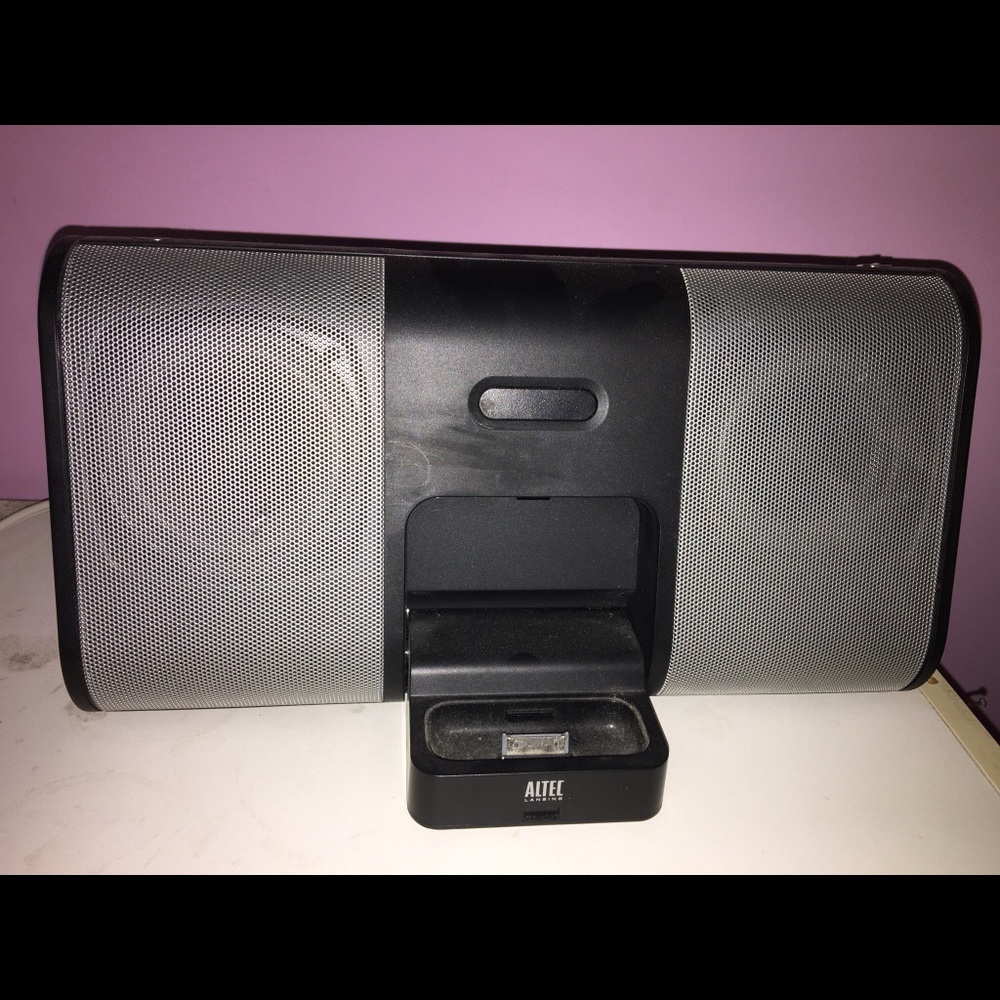 Black Altec Speaker with Charging Dock