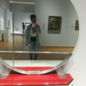 Meet your Posher, Sidney