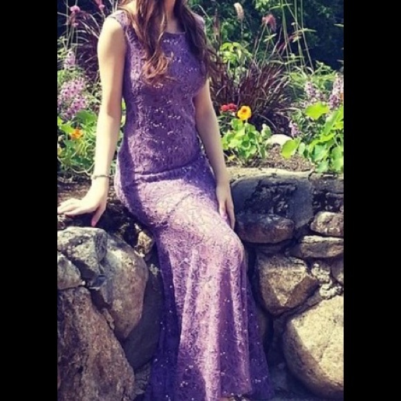 Evening dress - Picture 1 of 4