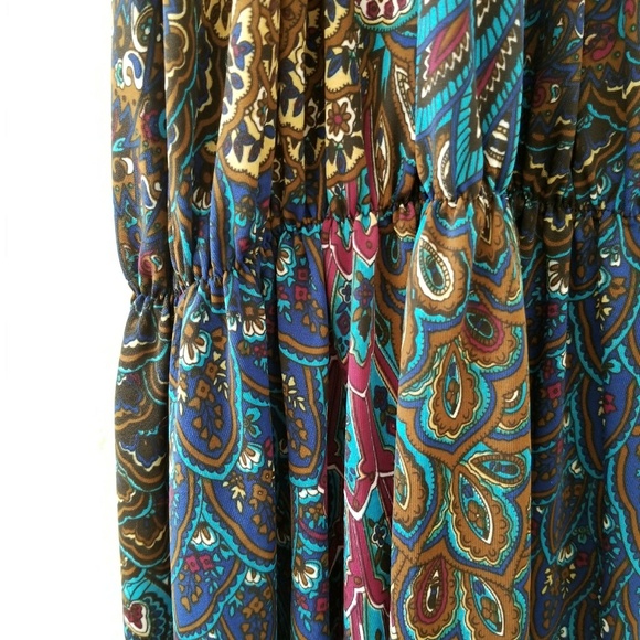 Dress - Picture 2 of 4