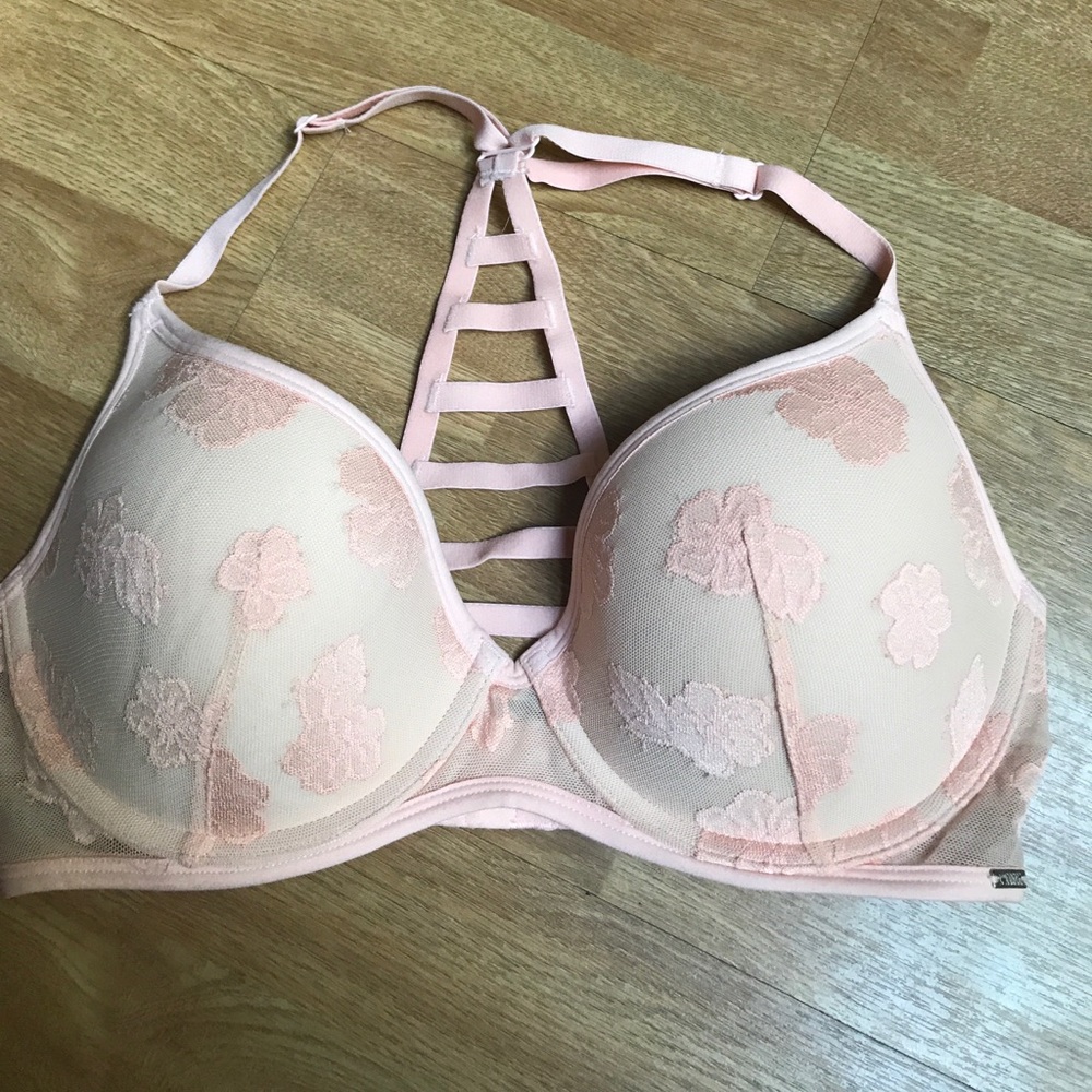 Victoria's Secret light pink/ tan ladder back bra
