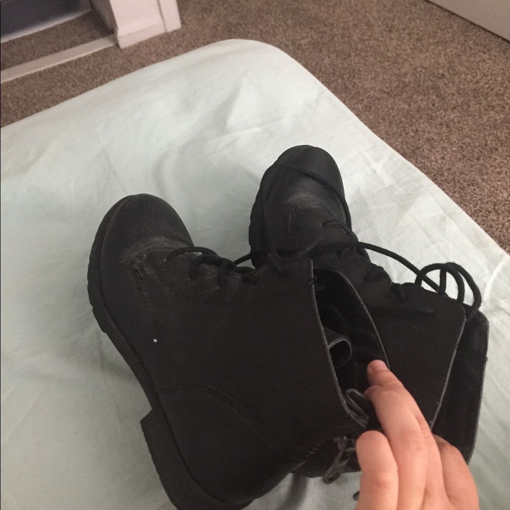 Black boots