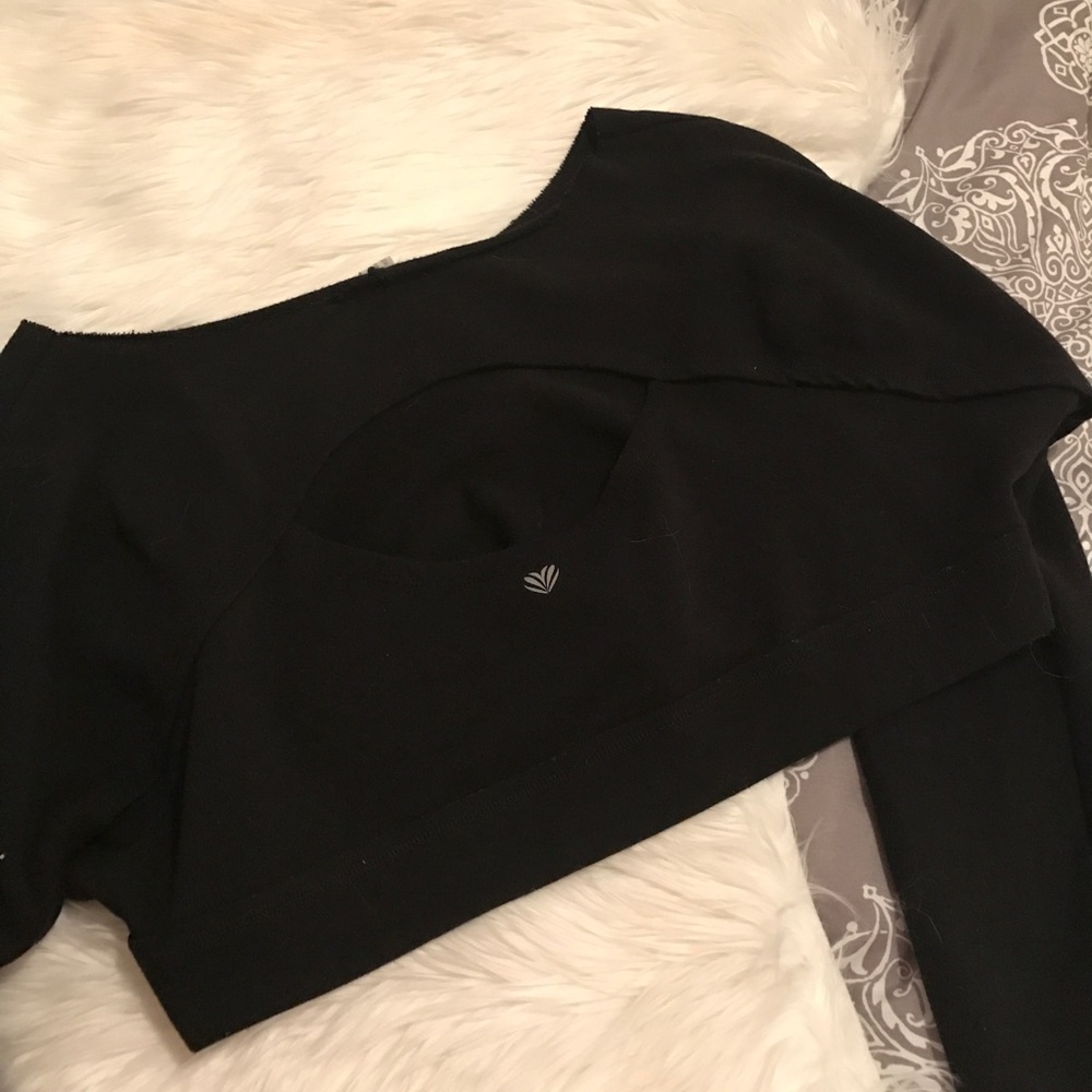 Forever 21 cute cropped long sleeve