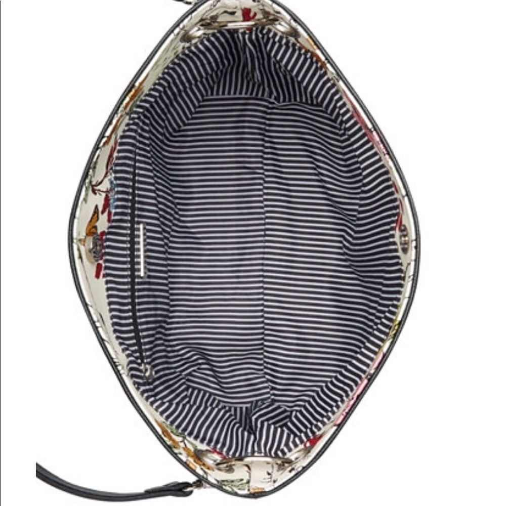 ‼️SOLD‼️GIANI BERNINI LEATHER BUCKET TOTE - Picture 2 of 3