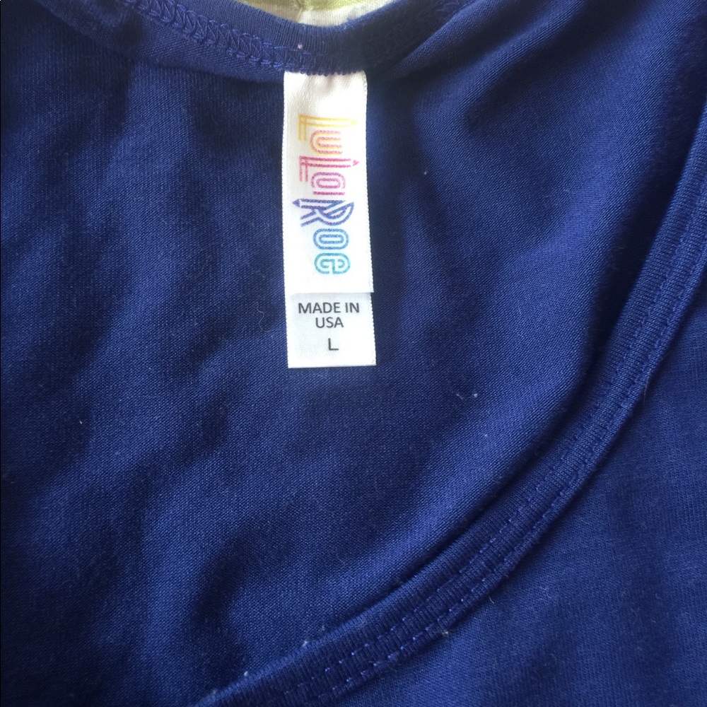 Large Lularoe royal blue perfect T