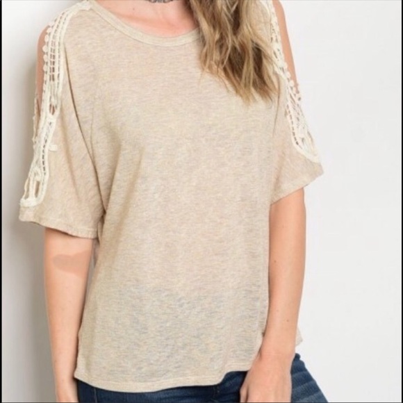 LACE COLD SHOULDER TOP - Picture 1 of 3