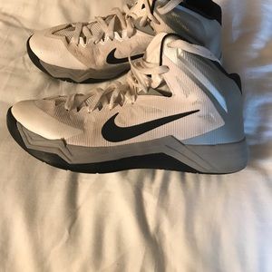 Nike Hyperquickness Size 10