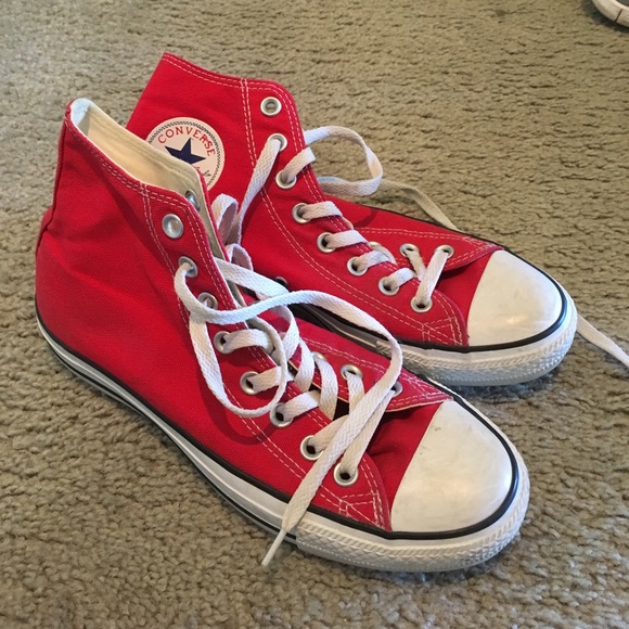 Converse Shoes - Red hi top converse