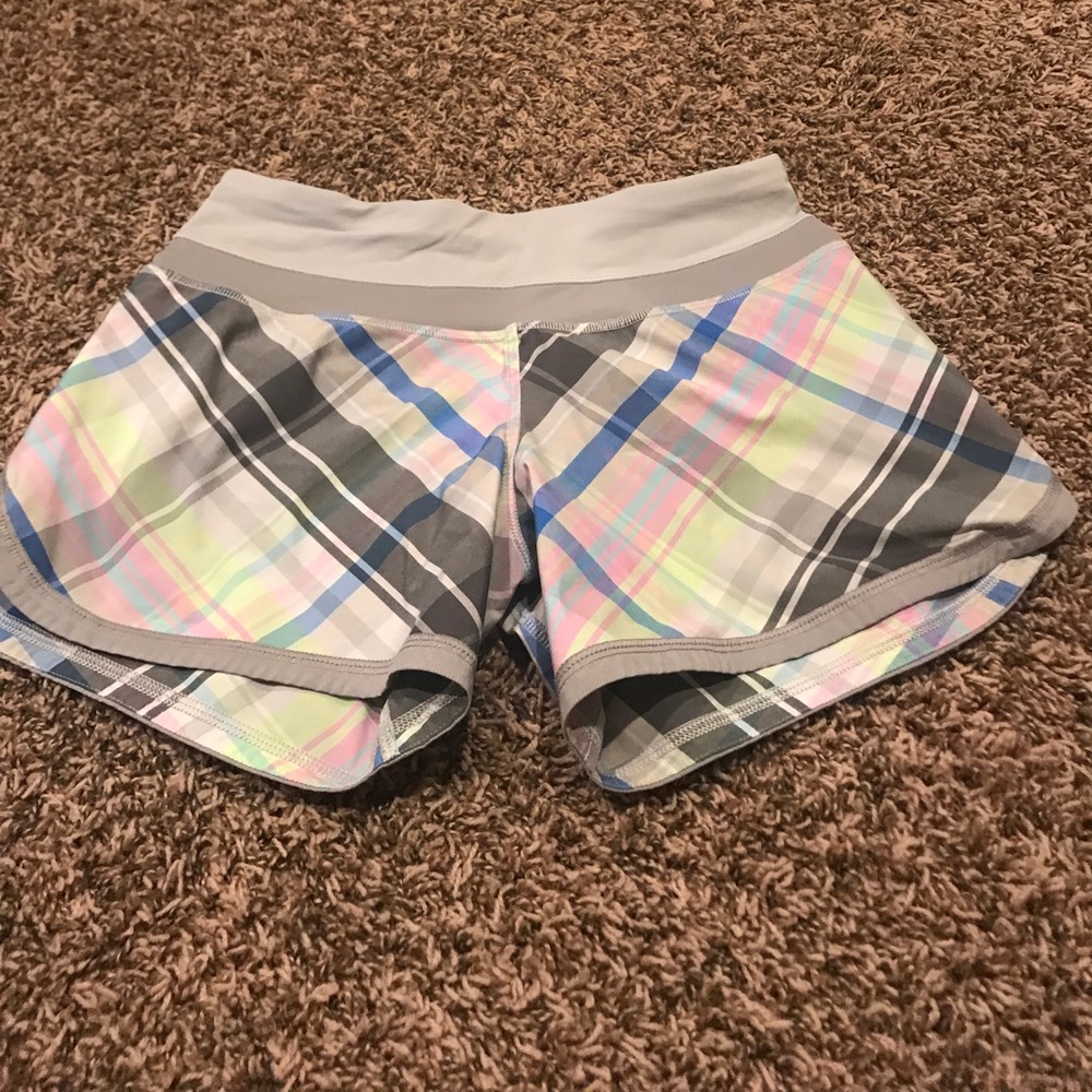 Lululemon size 2 shorts